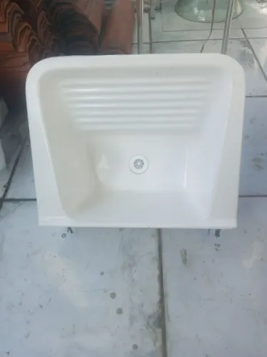 Pia Tanque de lavar resistente. Negociável!