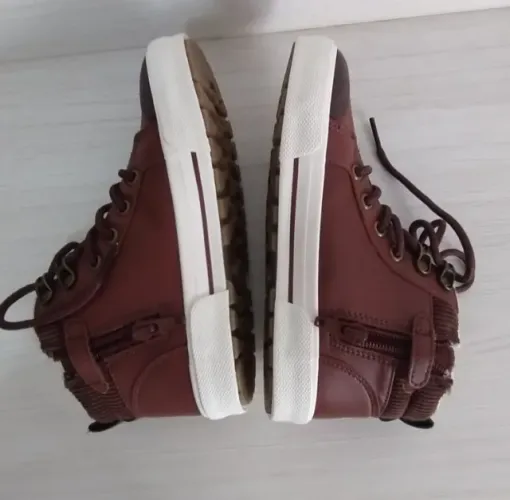 Bota next importada