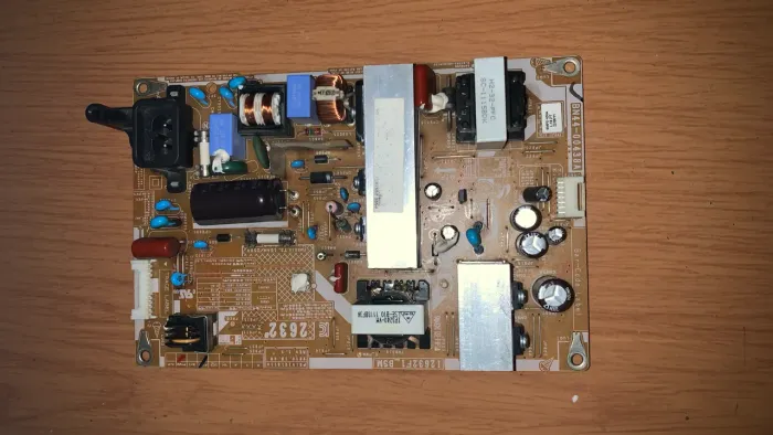 Placa fonte Tv Samsung LCD LN26D450G1G - BN44-00438a