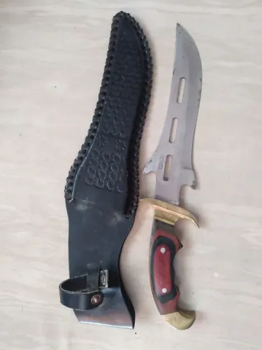 Faca Kukri (Gurkha) 31cm e faca Paquistanesa 36cm