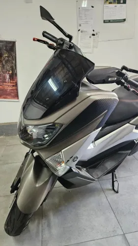 Yamaha excelente estado .