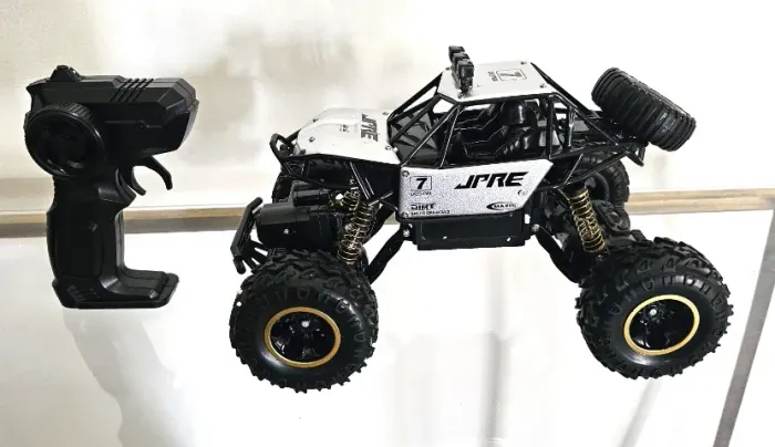 Carrinho de Controle Remoto Jeep 4x4 Bateria Grande Recarregável
