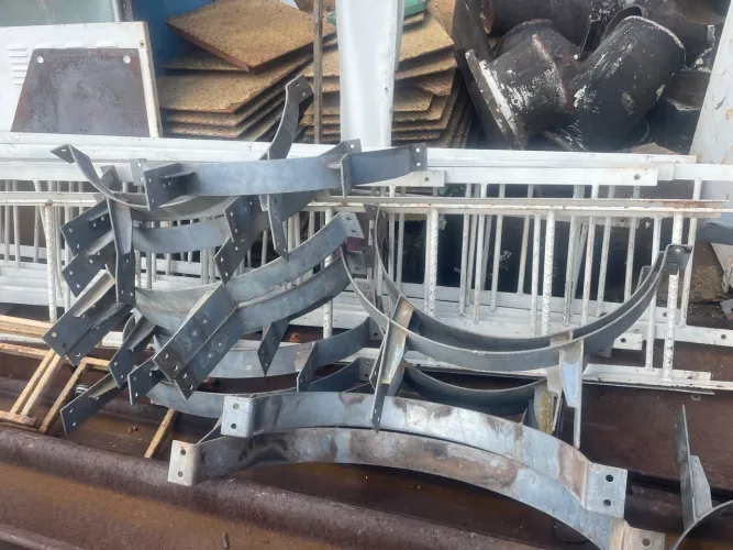 Suporte de ferro galvanizado diversos