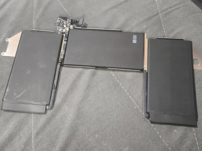 Bateria A1965 Macbook 2018/2020 A2179/a1932 - Seminova (Usado)