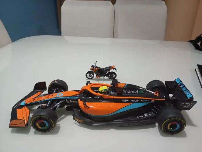 CARRINHO DE CONTROLE REMOTO ESCALA 1 POR 12