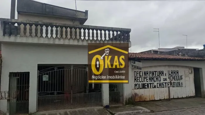 Sobrado com 4 dormitórios à venda, 264 m² por R$ 550.000,00 - Vila Nova Urupês - Suzano/SP