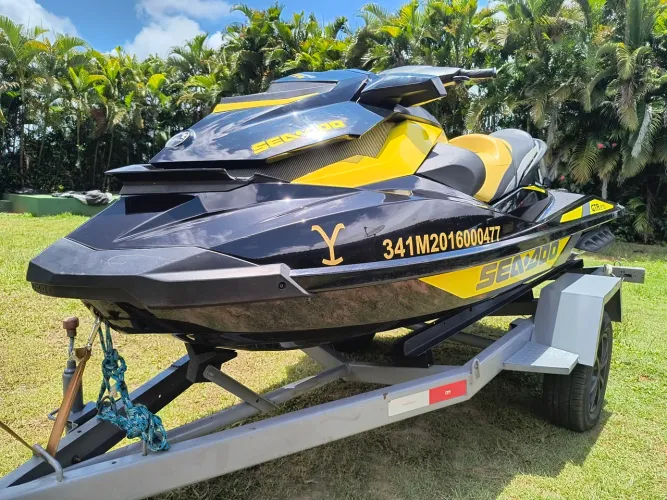 Jet Ski Sea-Doo GTR 215, Spark 3 Up - 2016
