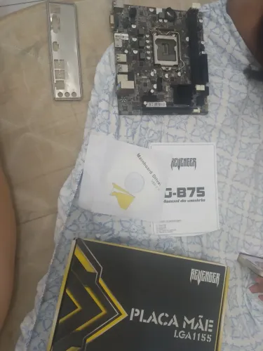 Placa mãe lga 1155 B75 REVENGER