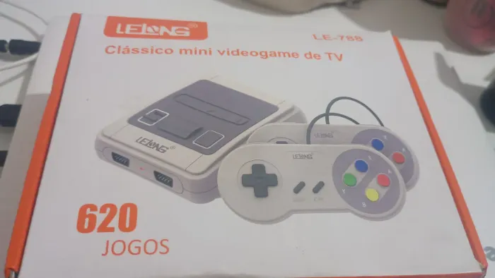 Mini Videogame Clássico LeLong com 620 Jogos