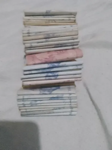 Dinheiro trocado e moedas 