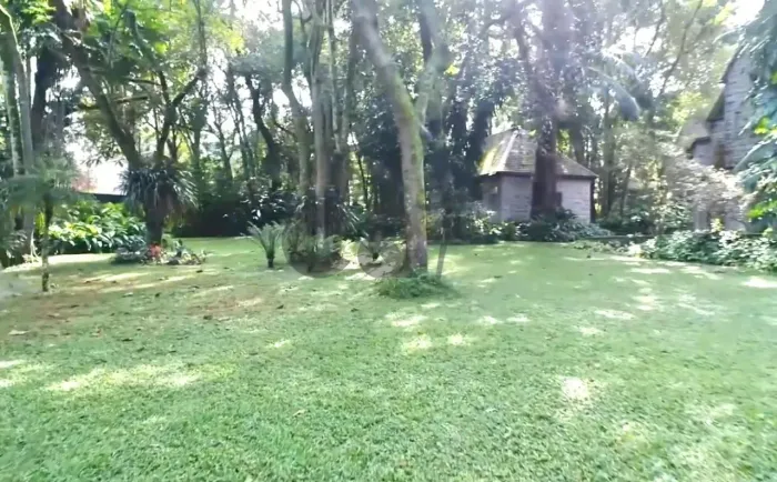 Terreno Residencial com 7.130m² à Venda em Alto da Boa Vista, São Paulo/SP.