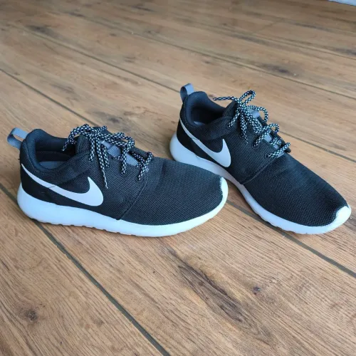 Tênis Nike Roshe One Feminino 37 