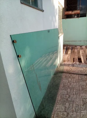 Porta de vidro de correr usada