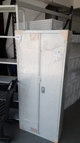 MOVEIS EM ACO ESTANTE,ARMARIOS E ARQUIVOS IMEDIATOS NOVOS CENTERACO *