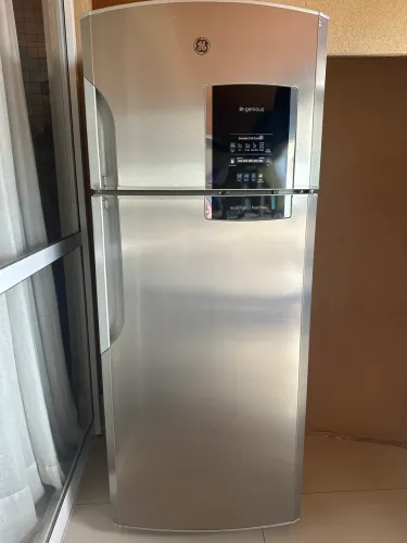Geladeira GE IN.genious para conserto