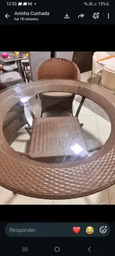 Mesa de Jantar Redonda com Tampo de Vidro + 6 cadeiras em Fibra Sintética