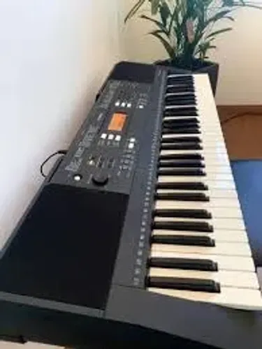 Teclado Yamaha 343 sem nenhum defeito
