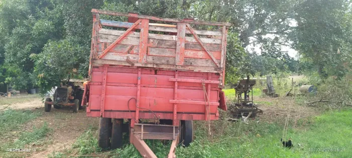 Carreta para transportar animais