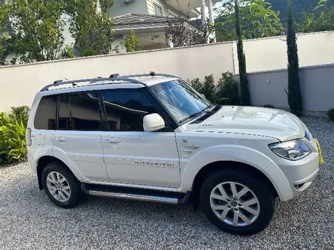 Mitsubishi Pajero TR4 2.0/ 2.0 Flex 16V 4X4 Aut. 2011