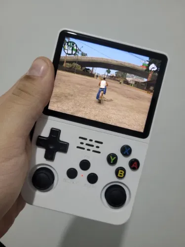 R36S 64GB com varios jogos de PC