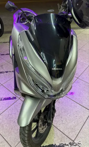 Pcx 150cc 2019 com APENAS 12.000km impecável
