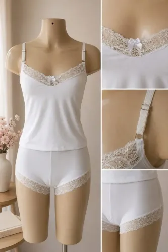 Conjunto Branco com detalhes em renda alças ajustáveis para conforto e elegância