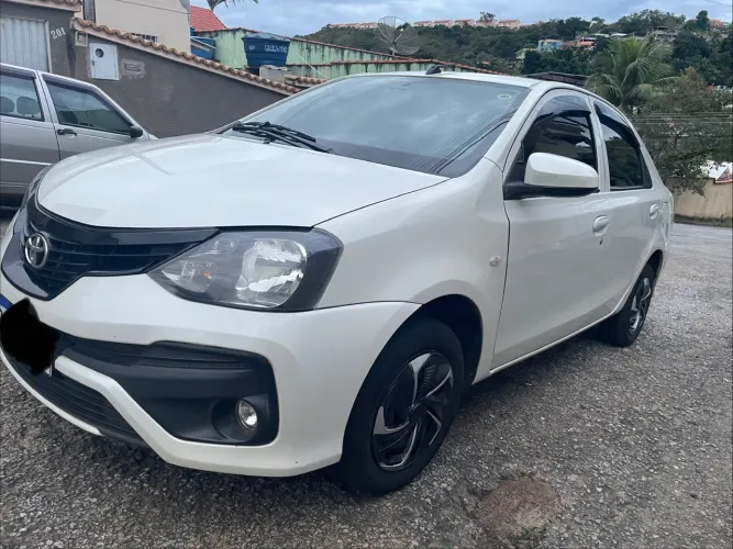 Toyota Etios X Sedan 1.5 Flex 16V 4P Mec. 2019