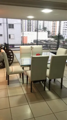 Mesa de Jantar 06 lugares