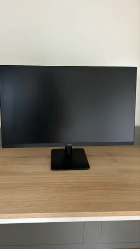 Monitor Gamer LG 27MP400 27" FULL HD 1920x1080 75Hz 5ms AMD FreeSync? - Preto