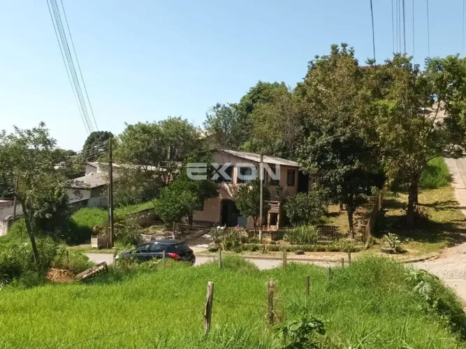 Casa de Esquina no Ferraria - Campo Largo