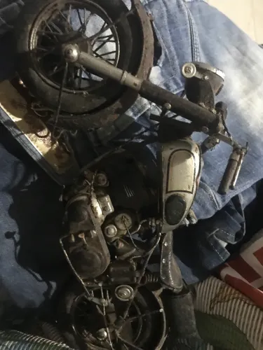 Mini moto de ferro