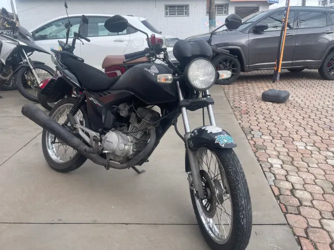 Honda CG Fan 150 2012 com 41 mil KM