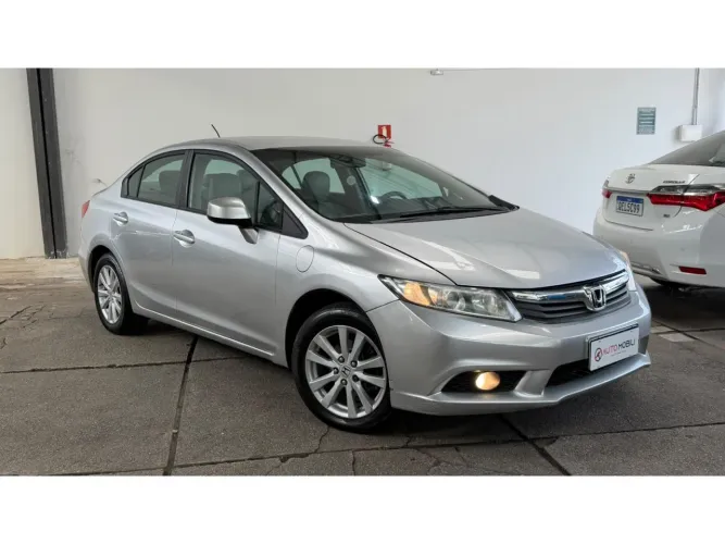 Honda Civic Sedan LXS 1.8/1.8 Flex 16V Aut. 4P 2014