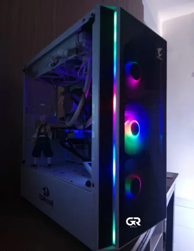 PC GAMER DE ENTRADA SANEMI À VENDA!