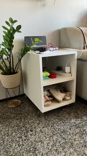 móvel com rodinhas 