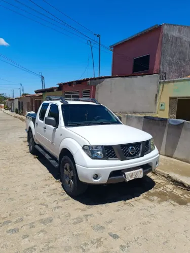 Nissan Frontier SE Attack CD 4X2 2.5 TB Diesel 2013