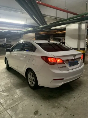 Hyundai HB20S C.style/c.plus1.6 Flex 16V Aut. 4P 2016