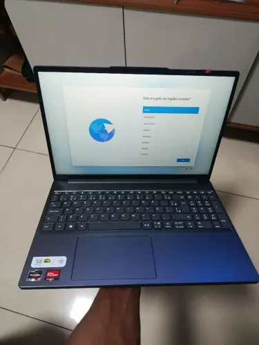 Notebook Lenovo processador Ryzen 7 512 gigas de memória 16 gigas de ram