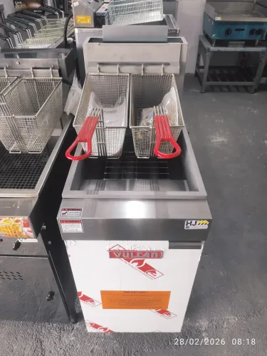 Bh Fritadeira industrial Vulcan LG300 + kit 