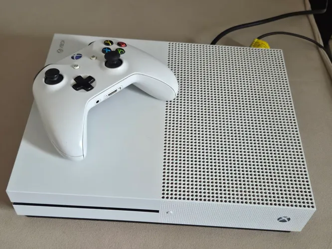 Xbox one S 500 gb 