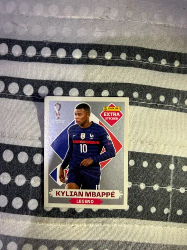 Mbappe figurinha legend 2022 Colecionador