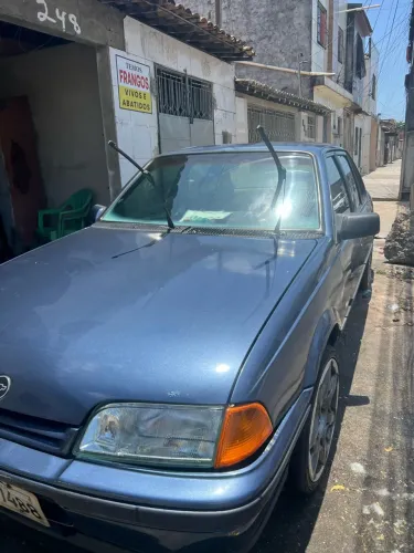Chevrolet Monza Classic SE 2.0 /mpfi E EFI 2P E 4P 1992