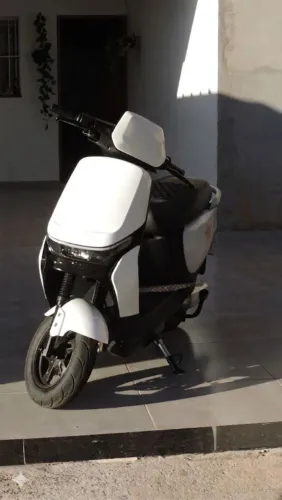 SCOOTER ELÉTRICA COMPLETA NOVA