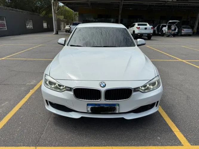 BMW 316I 1.6 TB 16V 136cv 4P 2014