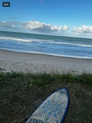 Prancha de surf 6'6 (oportunidade)pra vender ligeiro.