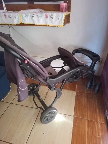 Vendo Carrinho para Gêmeos