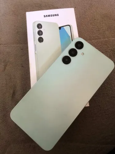 Celular Samsung A16 verde 4G
