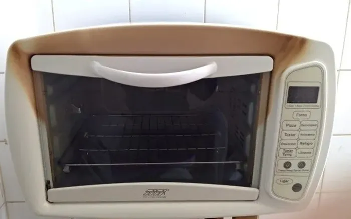 Forno Elétrico 28L Turbo Grill Titã 220V