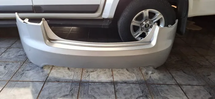 Parachoque traseiro original para Kia Cerato 2014. 250 R$