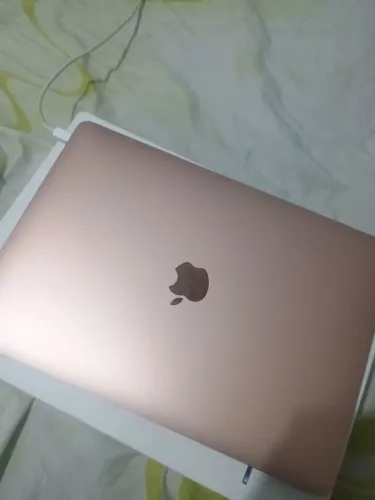 MACBOOK M1 8GB